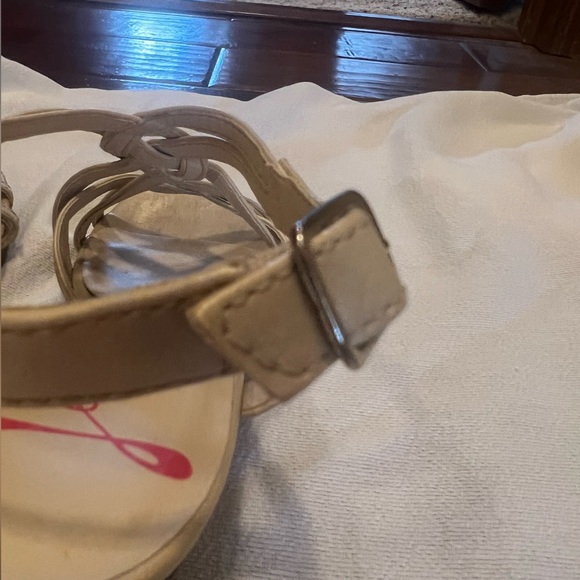 Ladies Tan Strappy heeled Sandals size 8.5 - Picture 14 of 16